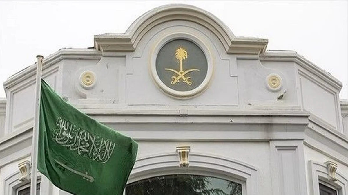 حماية المواطنين خارج الحدود.. هنا قصص لأشهر التحذيرات التي أطلقتها سفارات السعودية حول العالم