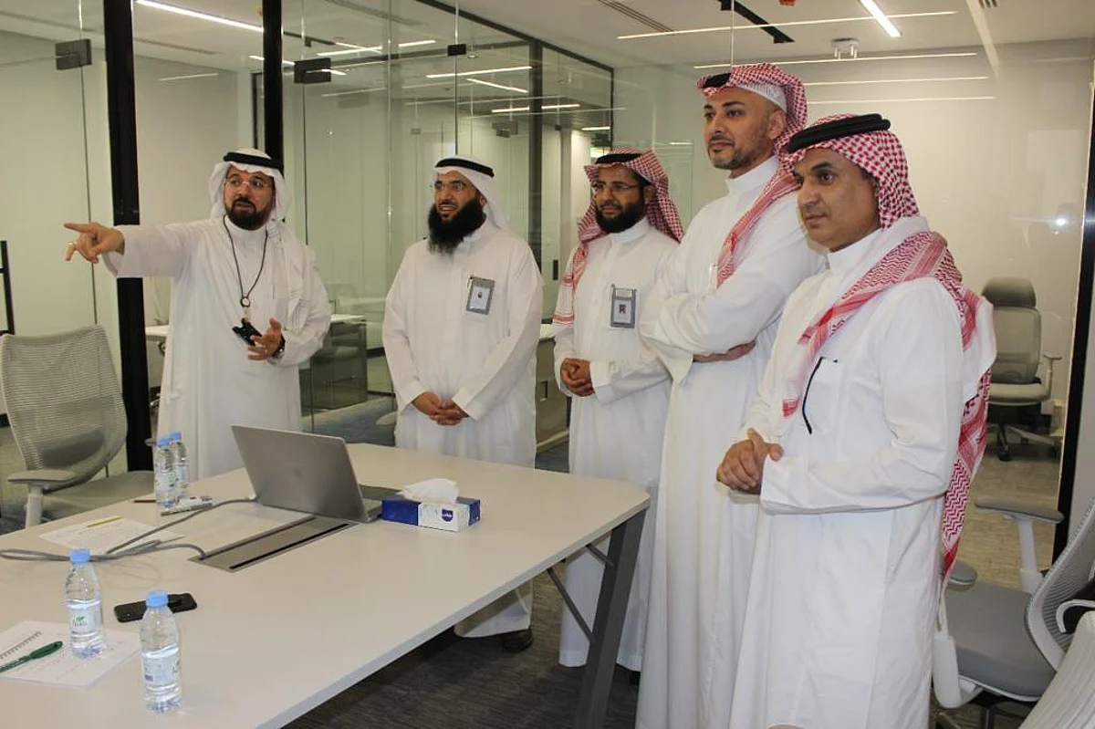 "الزامل" يدشن الموقع الإلكتروني لمجلة "الصناعات الوطنية" بحلة جديدة
