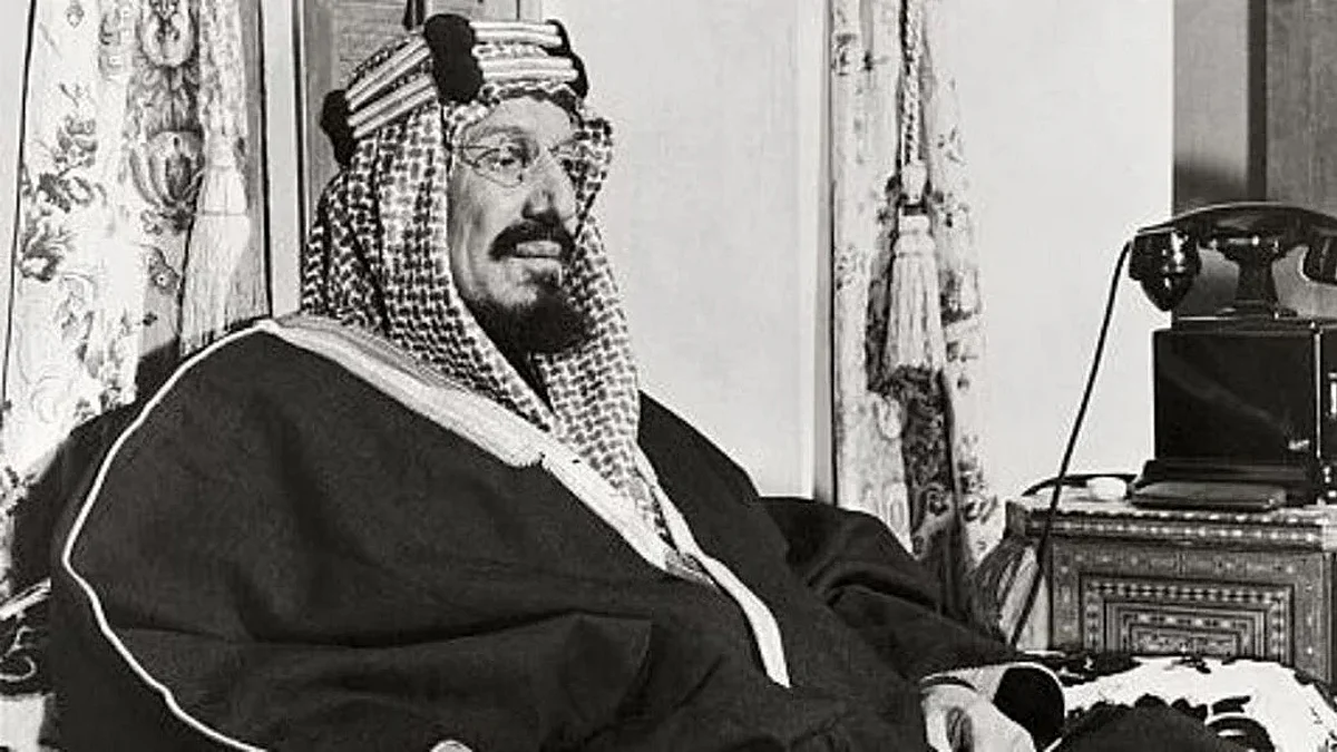 الملك عبدالعزيز آل سعود طيب الله ثراه