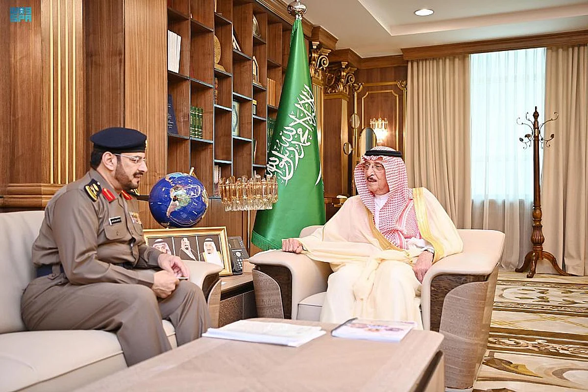 أمير جازان يطّلع على الحالة المطرية والموسمية والسيول التي شهدتها المنطقة