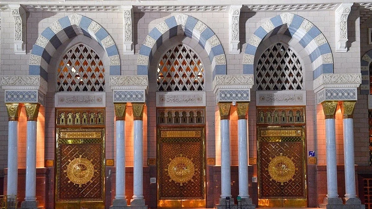 إنجازات عظمى وخدمات جلية.. 348 بابًا للحرمين الشرفين تستقبل الحجاج والمعتمرين