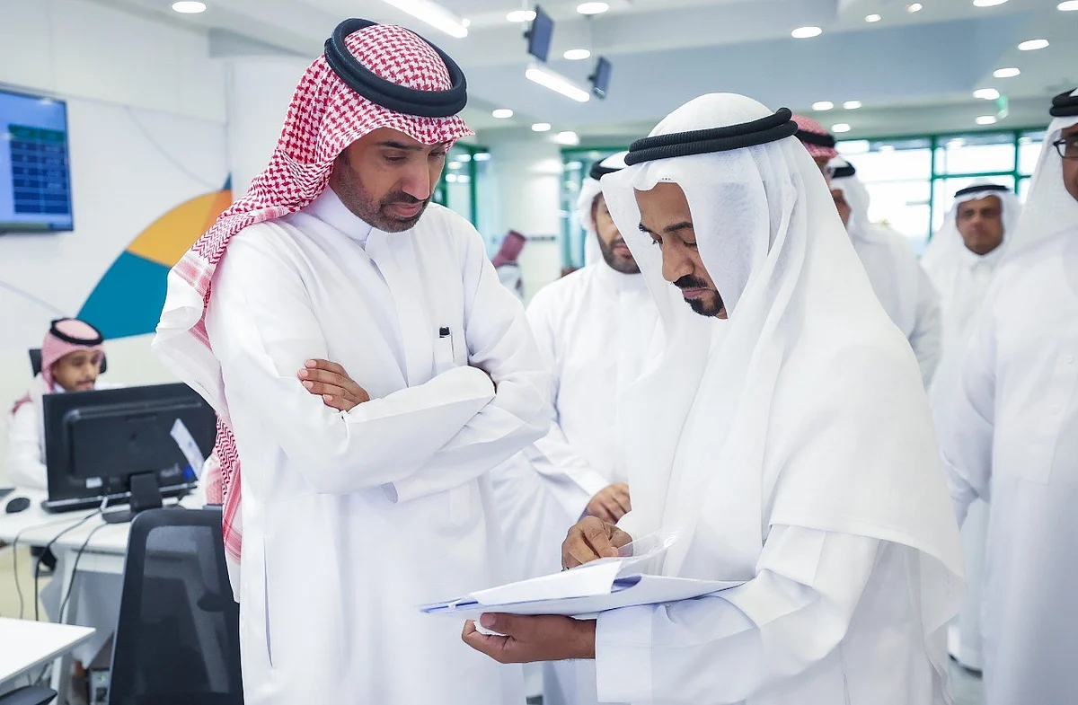 أحمد الرجحي يزور مكتب العمل بجدة