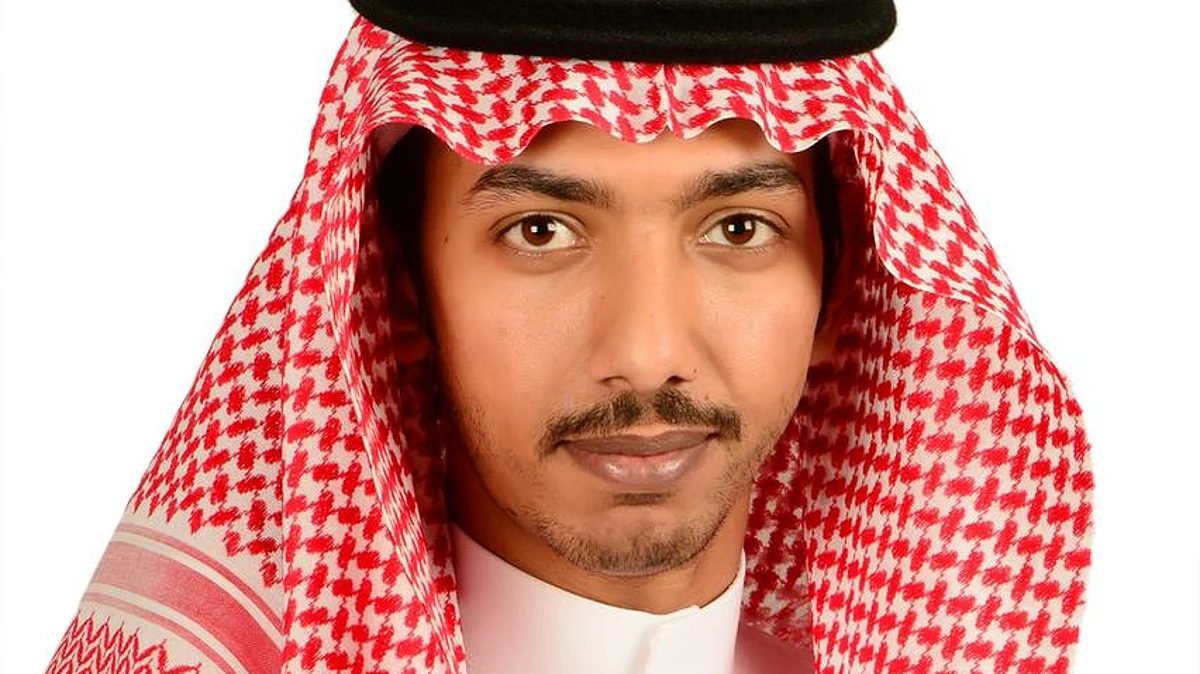 الشاعر محمد آل حُلل