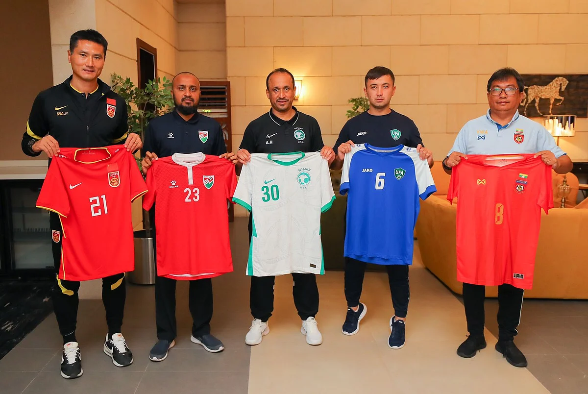 انعقاد المؤتمر الصحفي لمدربي المجموعة الأولى لتصفيات آسيا تحت 20 بالشرقية