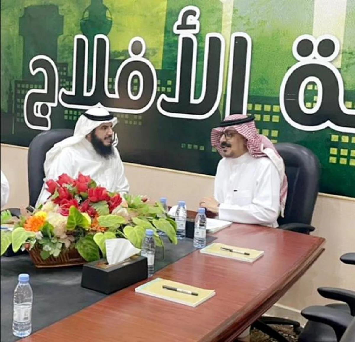 محافظ الأفلاج أحمد العلم وعبدالرحمن الخريف