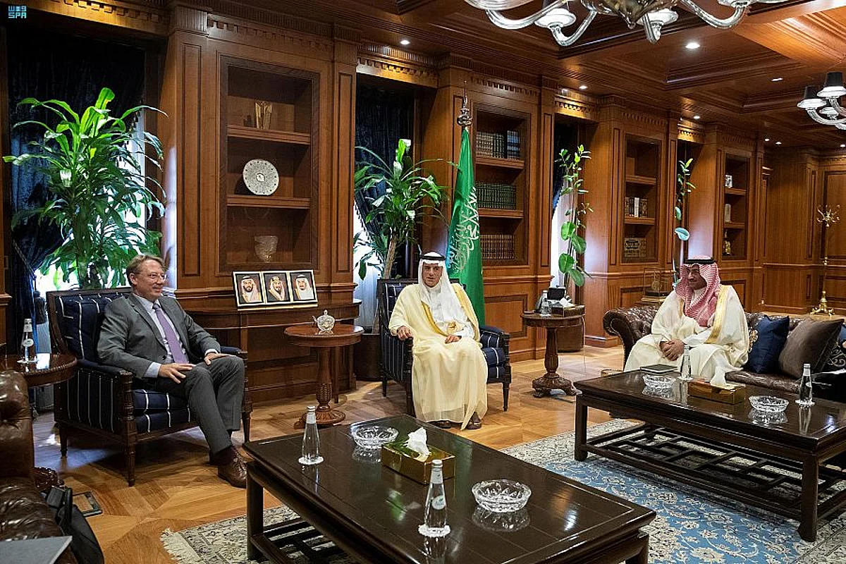 "الجبير" يستقبل سفيري فرنسا واليونان لدى المملكة ويستعرض معهما العلاقات الثنائية
