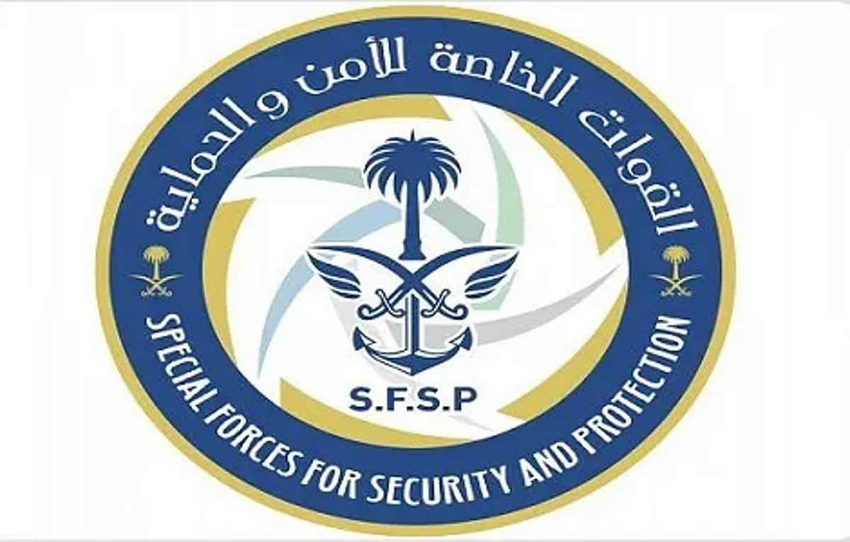 أملج.. ضبط 3 مخالفين لنظام البيئة لنقلهم الرمال وتجريف التربة
