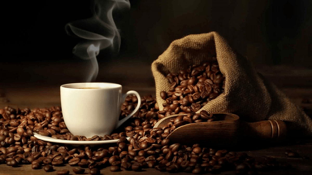 الصداع والدوخة والغثيان.. لا ينصح تناول القهوة في هذه الحالات؟
