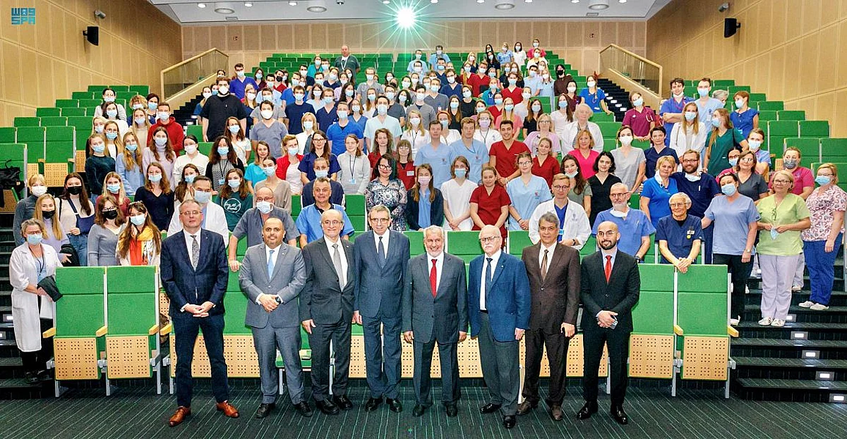 الربيعة: البرنامج السعودي لفصل التوائم أشرَف على 124 توأمًا وفصل 52 من 23 دولة