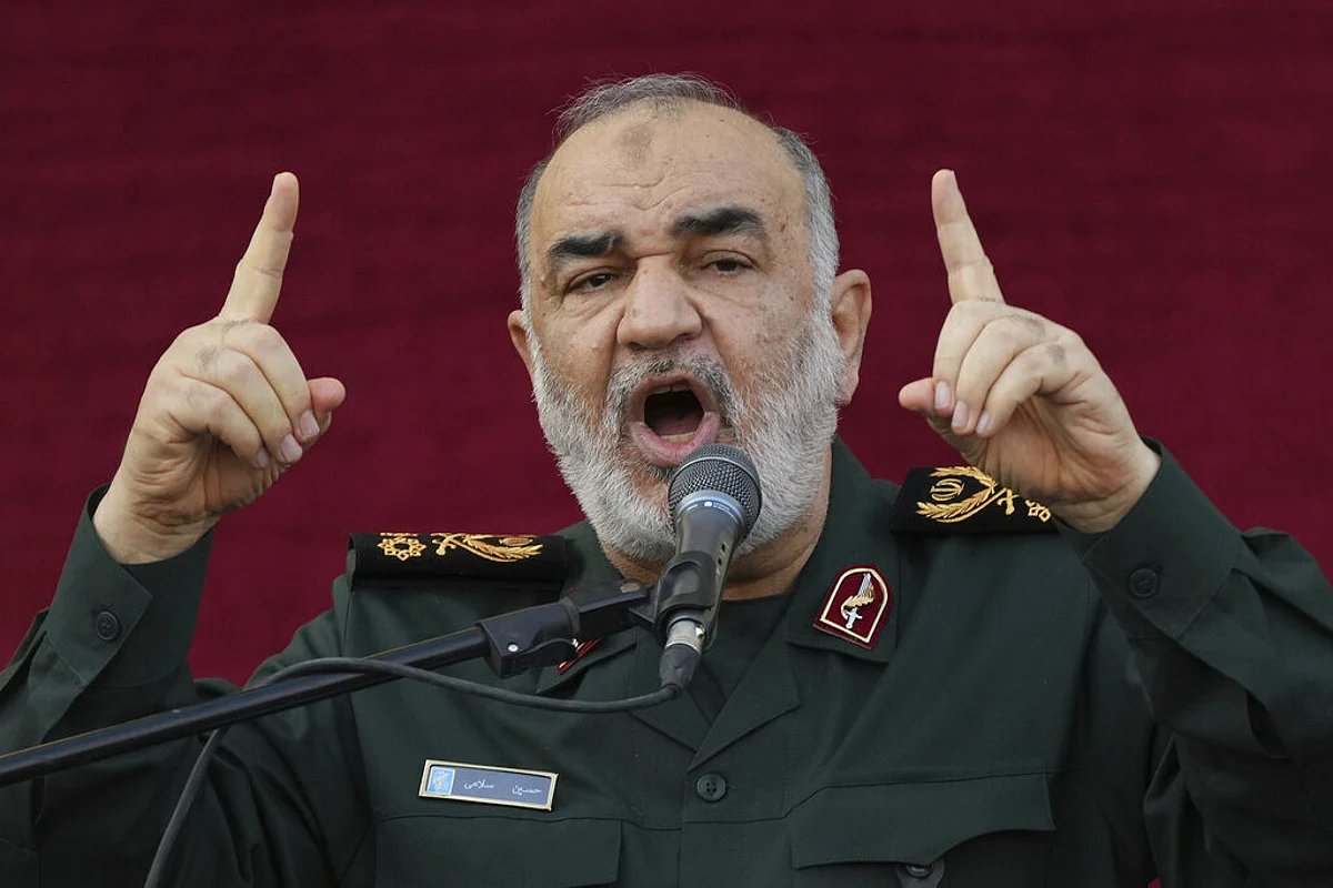 قائد الحرس الثوري الإيراني حسين سلامي