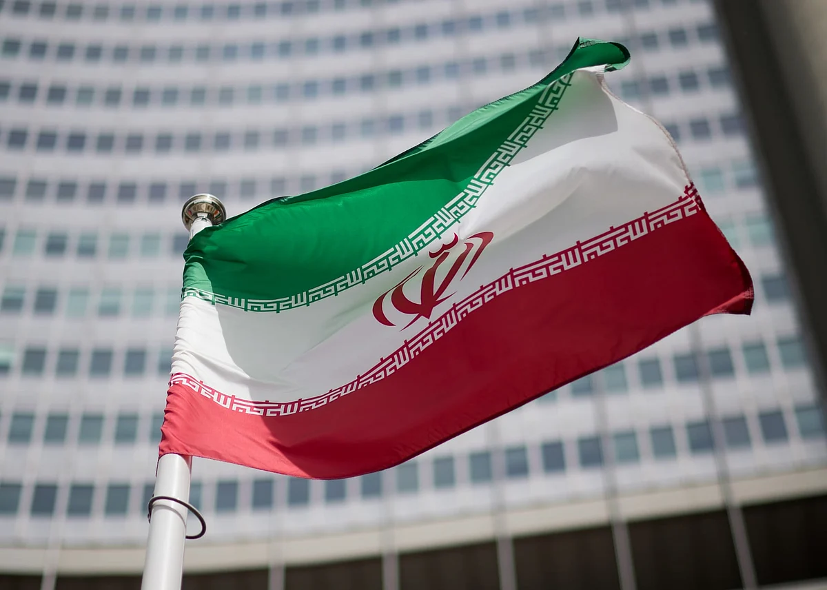 استمرار انتفاضة إيران.. رياضيون وفنانون يواصلون دعمهم للشعب