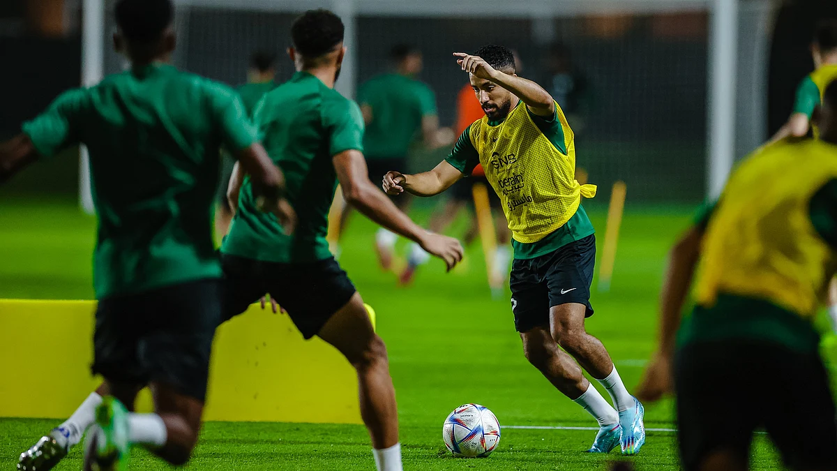 جانب من تدريبات المنتخب السعودي