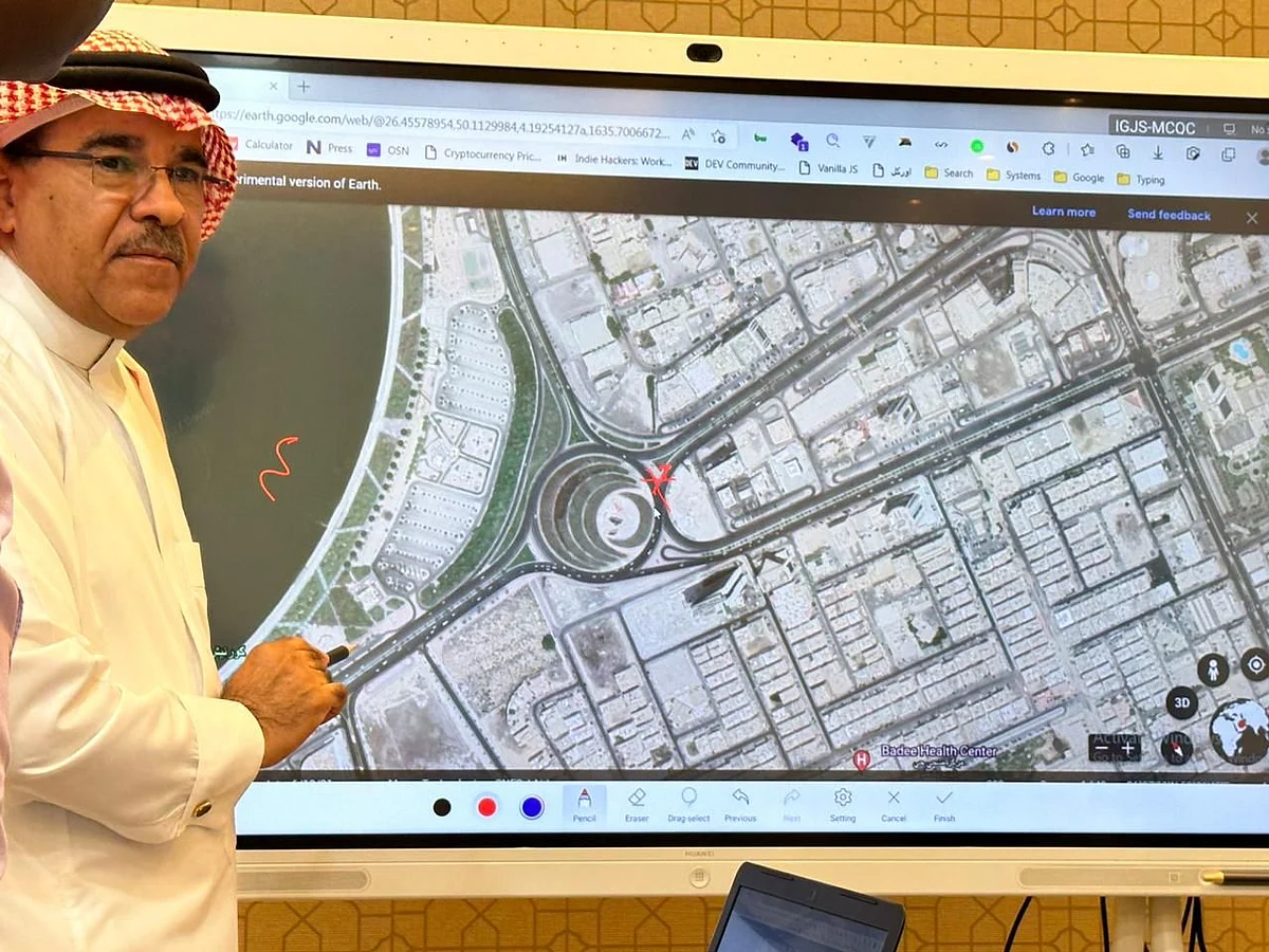 شاهد.. حلول لفك الاختناقات المرورية بحاضرة الدمام تكشفها "أمانة الشرقية"
