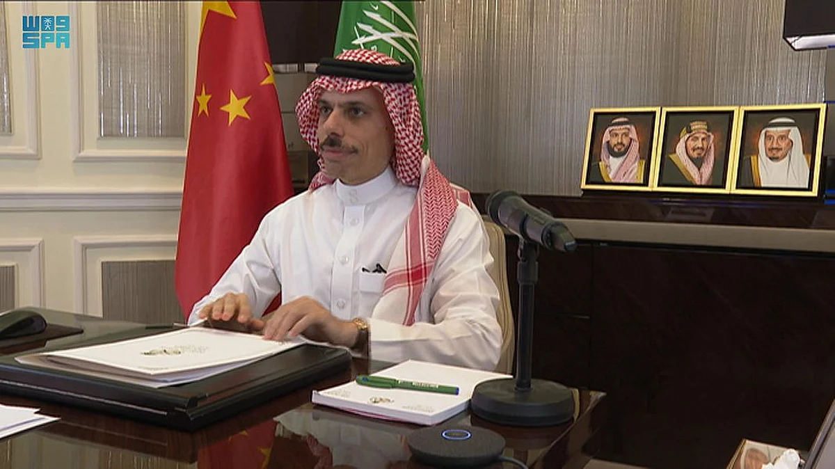 "فيصل بن فرحان" ونظيره الصيني يترأسان الاجتماع الرابع للجنة الشؤون السياسية