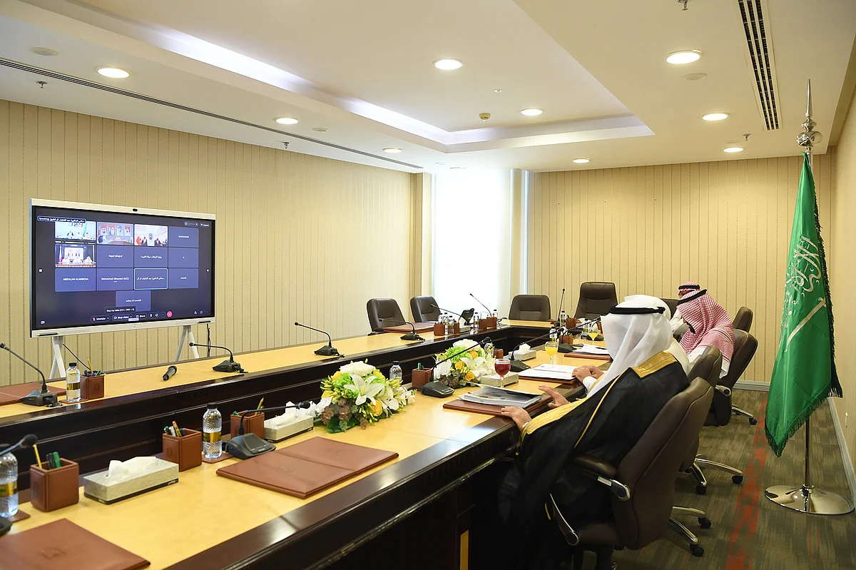 "آل الشيخ" يؤكد ضرورة أن يكون هناك خطاب إسلامي معتدل مناهض لفكر الإرهاب