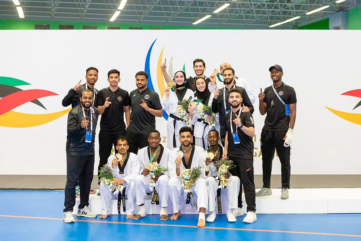 الأبطال المتوجين في بطولة التايكوندو
