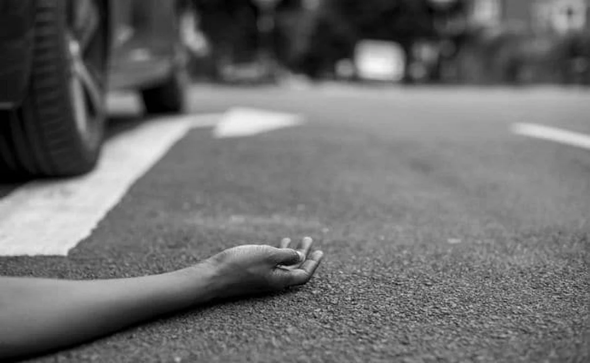 حادثةٌ أغرب من الخيال.. كيف دهست سيارة سائقتها 3 مرات؟