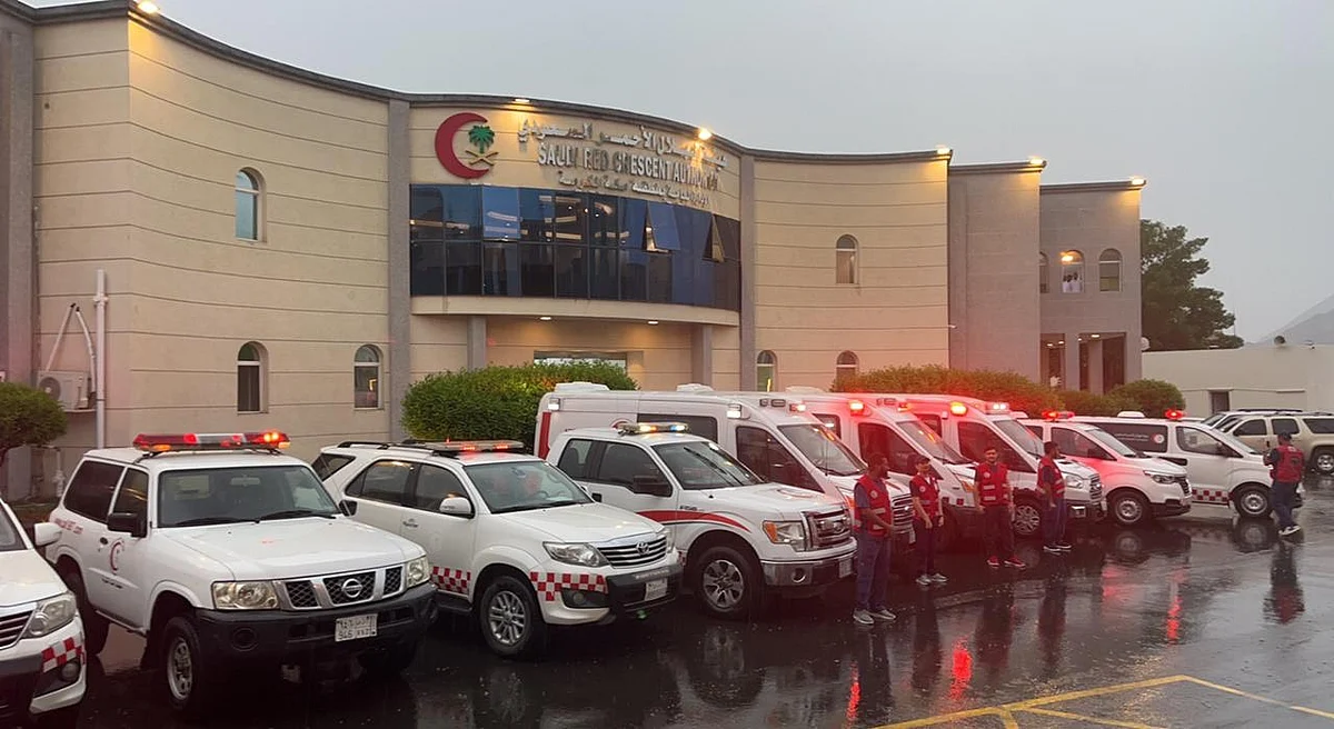 للدرجة القصوى.. "هلال مكة" يرفع جاهزيته بعد الأمطار الغزيرة على عدة محافظات