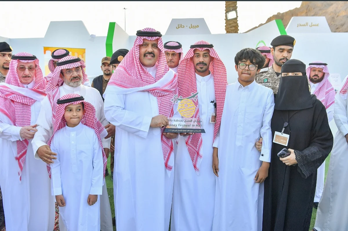 أمير حائل يدشن مهرجان العسل 2022 وينوه بحصد أبناء المنطقة جوائز عالمية