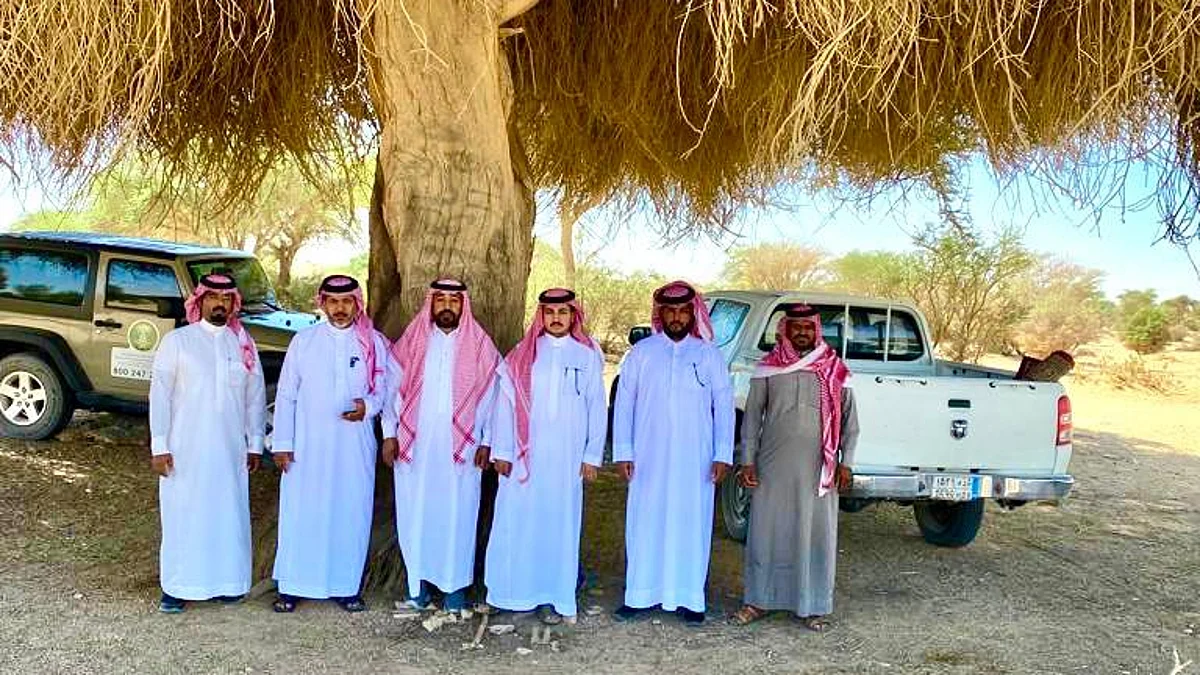بتوجيه "العلم".. جولات لفرق البيئة على المنتزهات البرية بالأفلاج