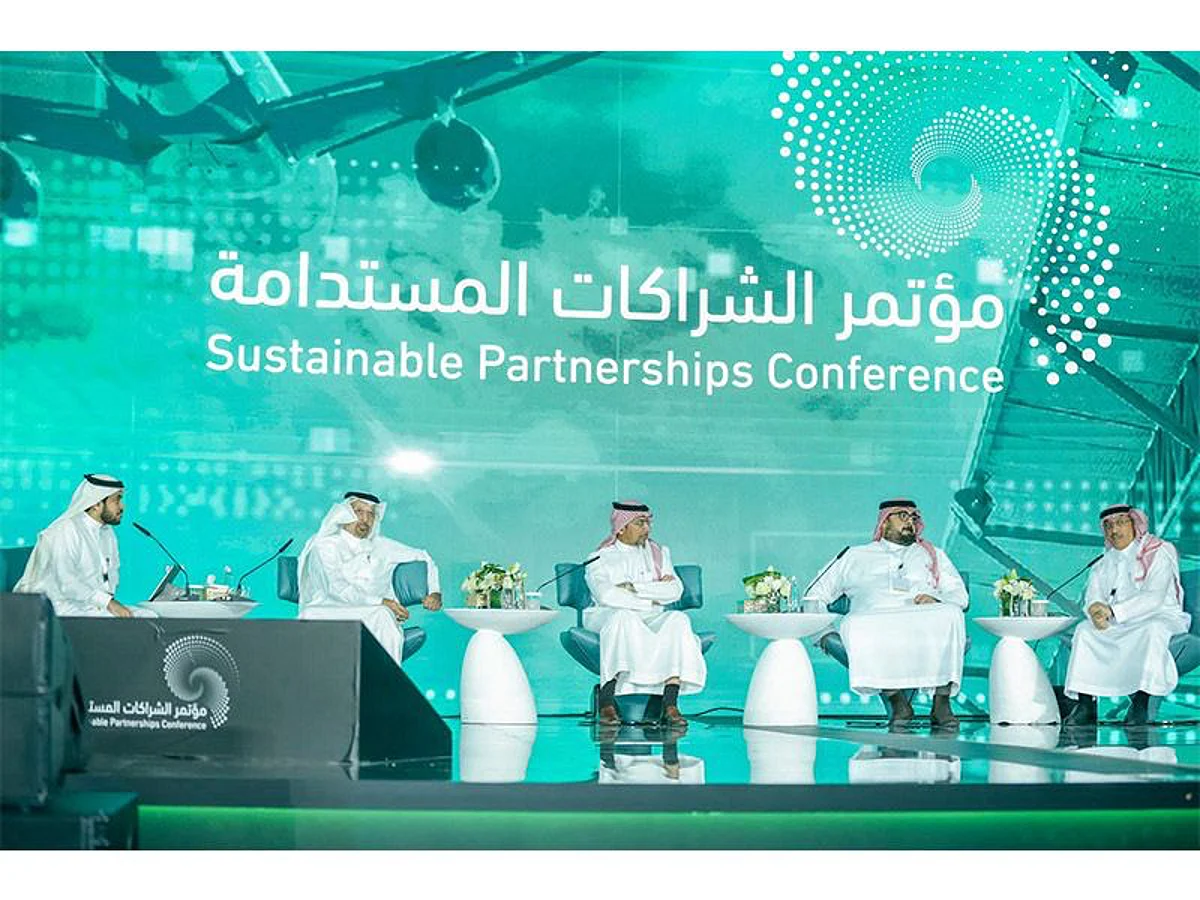 "مؤتمر الشراكات المستدامة" يحيي أبطال المنتخب السعودي لفوزهم التاريخي على الأرجنتين