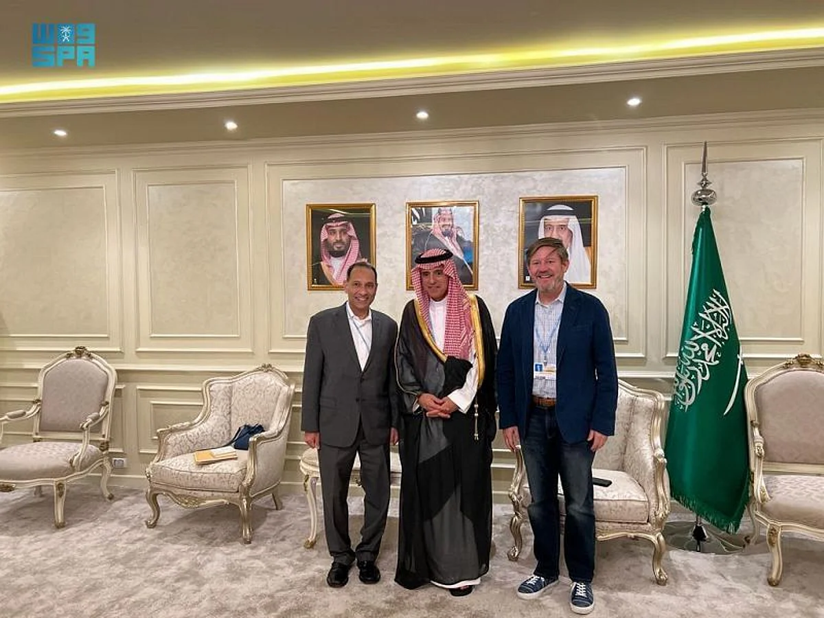 "الجبير" يجتمع بوفد من الغرفة التجارية الأمريكية