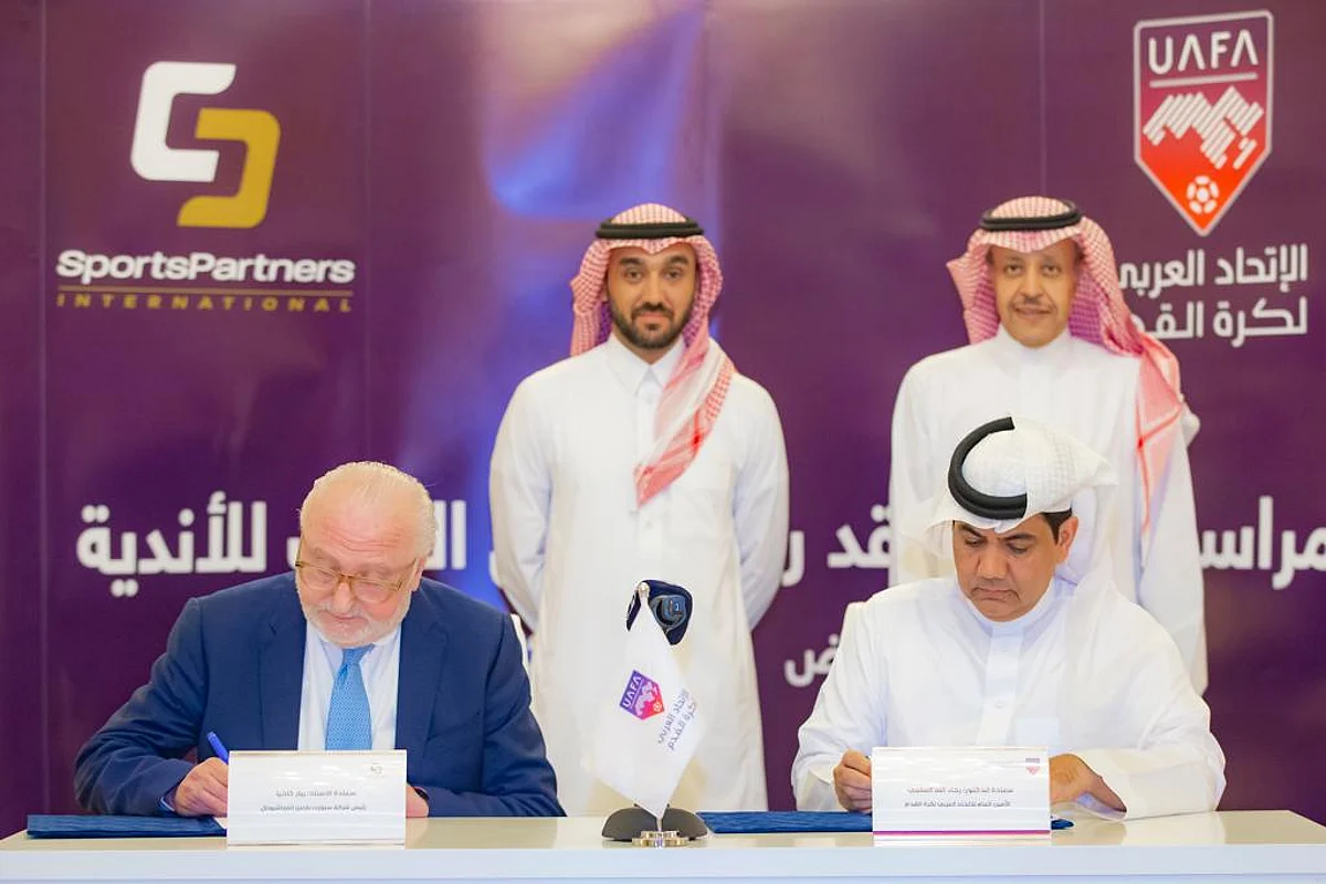 الاتحاد العربي يوقع عقدًا مع "سبورت بارتنرز" لرعاية بطولة الأندية العربية
