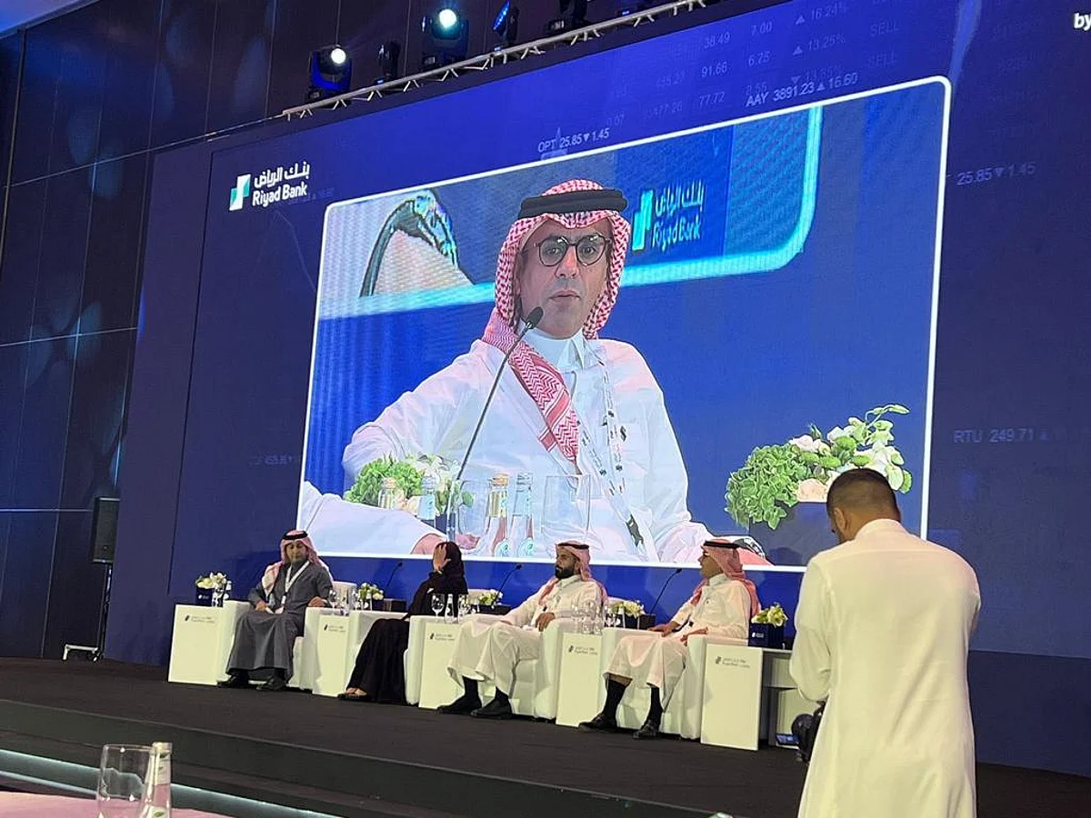 بنك الرياض يُطلق مؤشر مديري المشتريات Riyad Bank PMI بالتعاون مع S&P Global