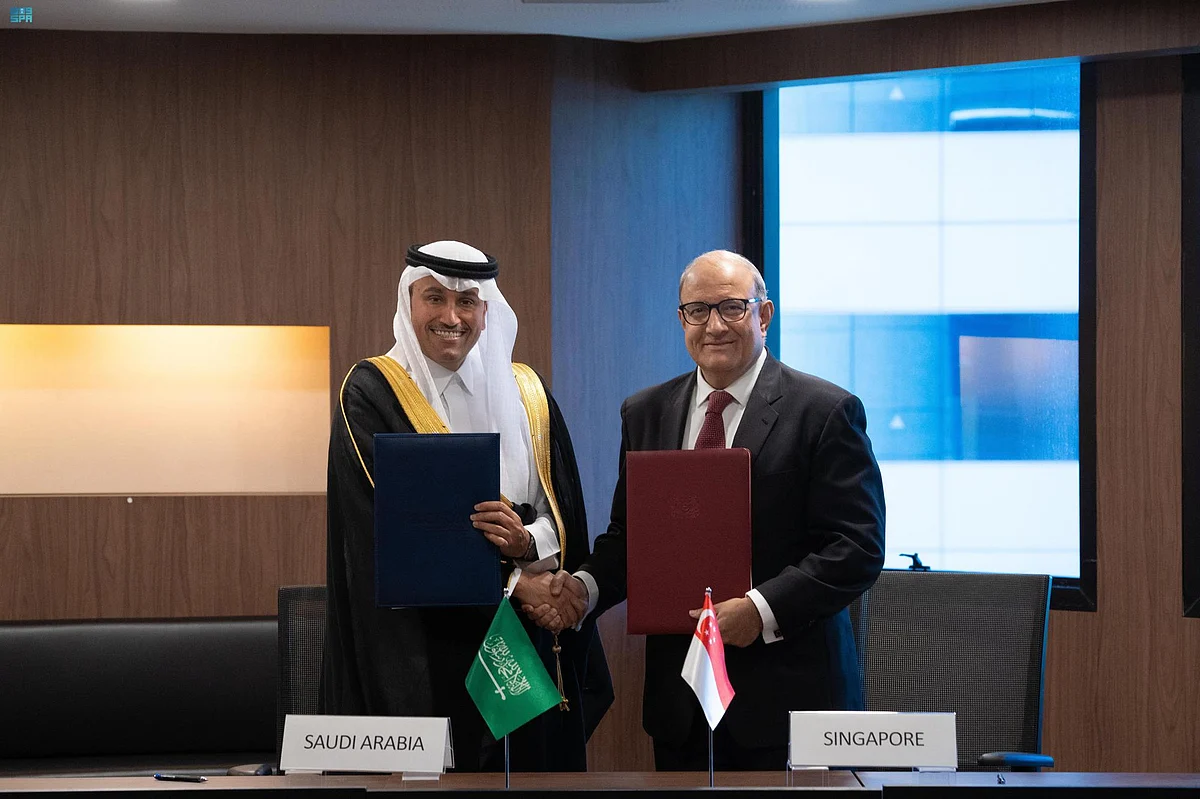 "الجاسر" يرأس الوفد السعودي في أعمال اجتماع الدورة الثانية للجنة السعودية السنغافورية