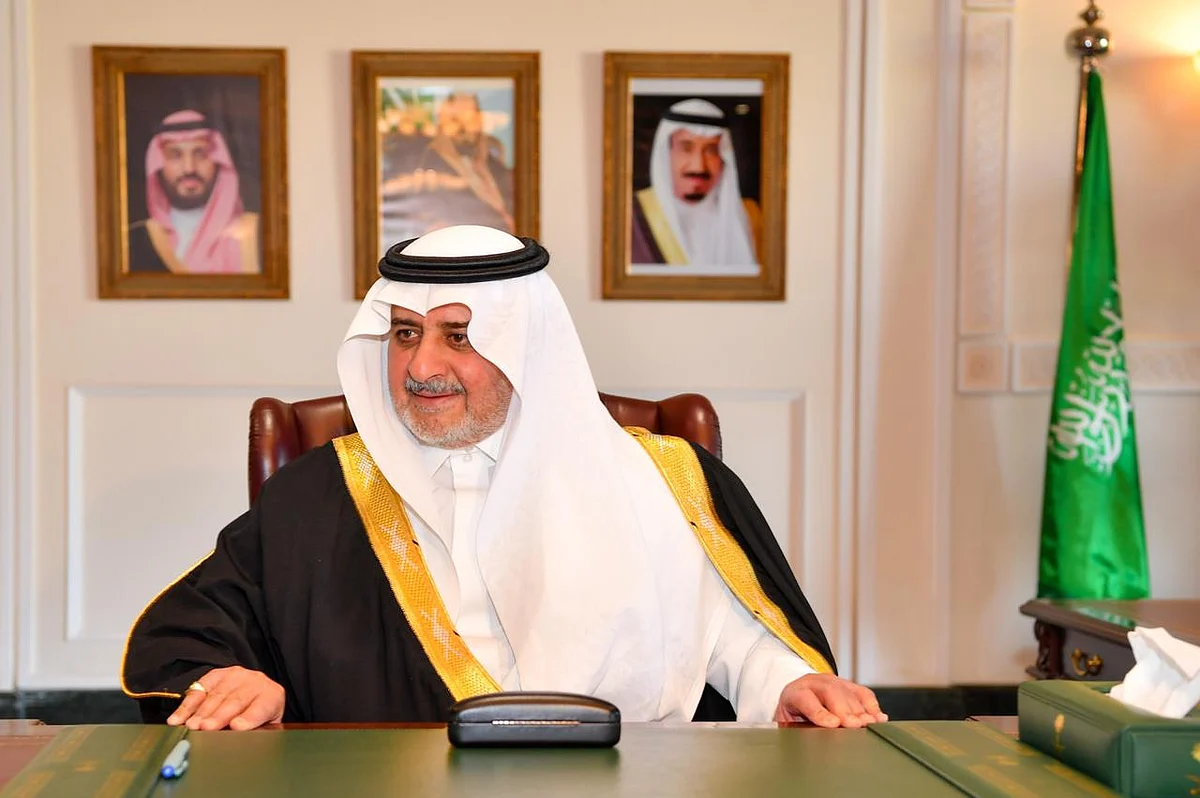 أمير منطقة تبوك فهد بن سلطان بن عبدالعزيز