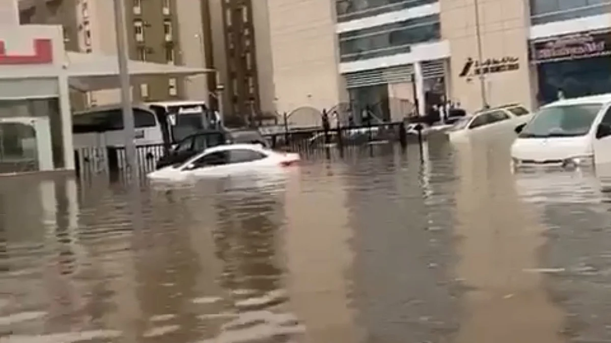 "الأرصاد": الحالة المطرية على جدة سجلت أعلى كمية أمطار وفقًا لمحطات الرصد