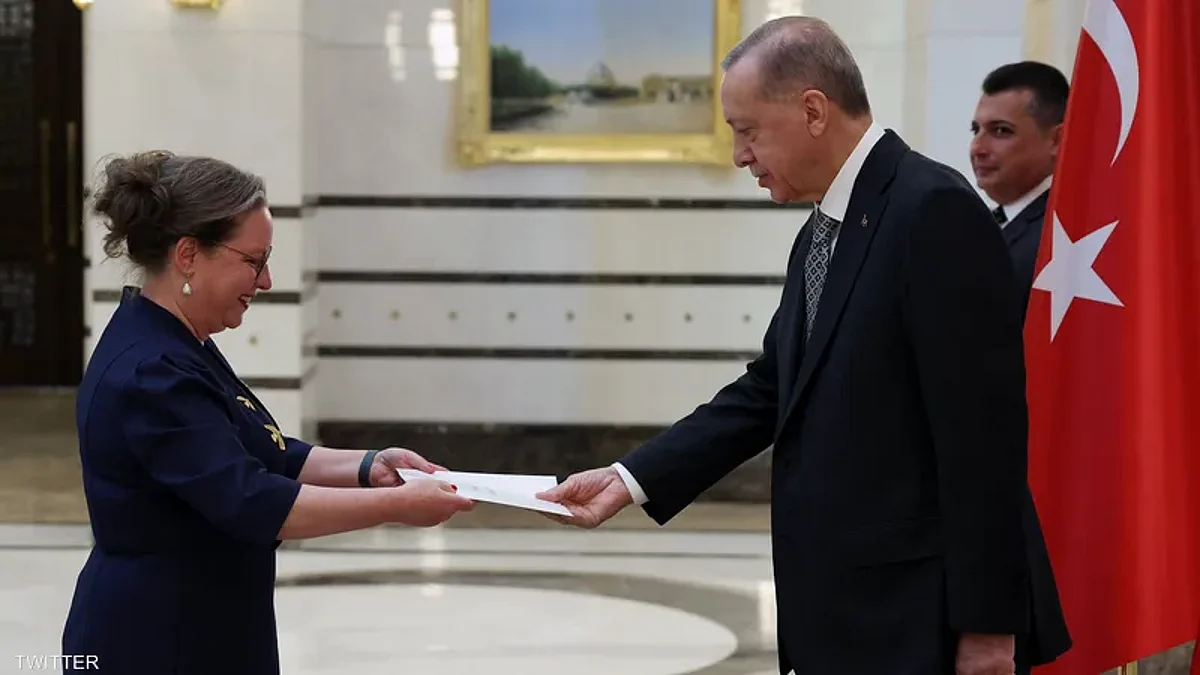 الرئيس التركي رجب طيب أرودوغان يتسلم أوراق اعتماد سفيرة إسرائيل إيريت ليليان