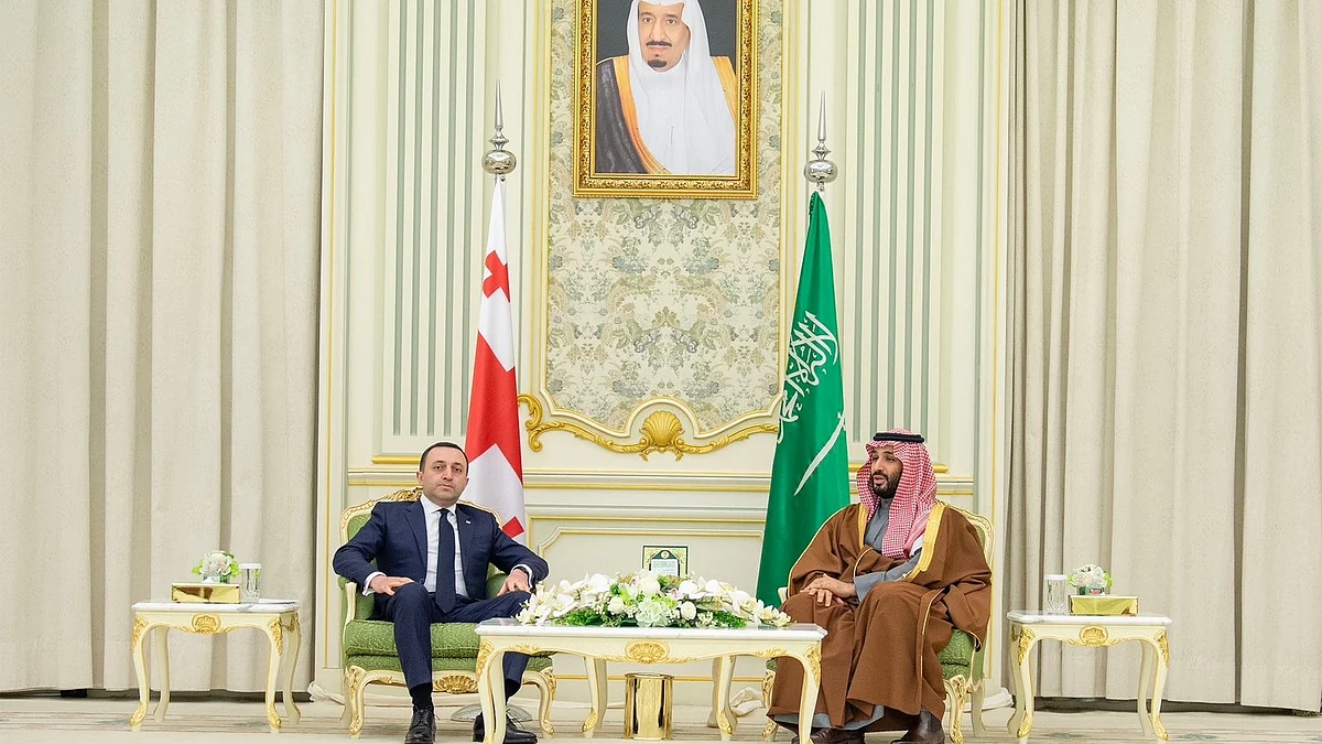 ولي العهد الأمير محمد بن سلمان خلال لقائه رئيس وزراء جورجيا ايراكلي غاريباشفيلي