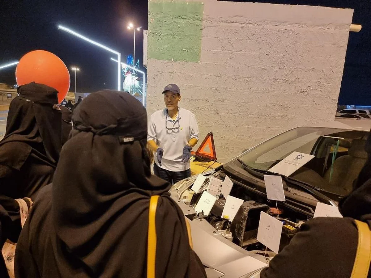 بالصور.."تقنية عنيزة" تختتم مشاركتها في مهرجان الغضا