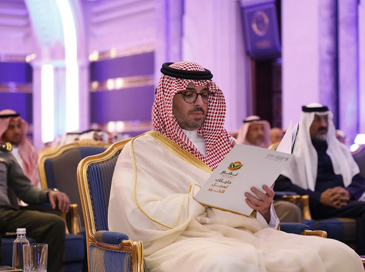 محافظ جدة الأمير سعود بن عبدالله بن جلوي