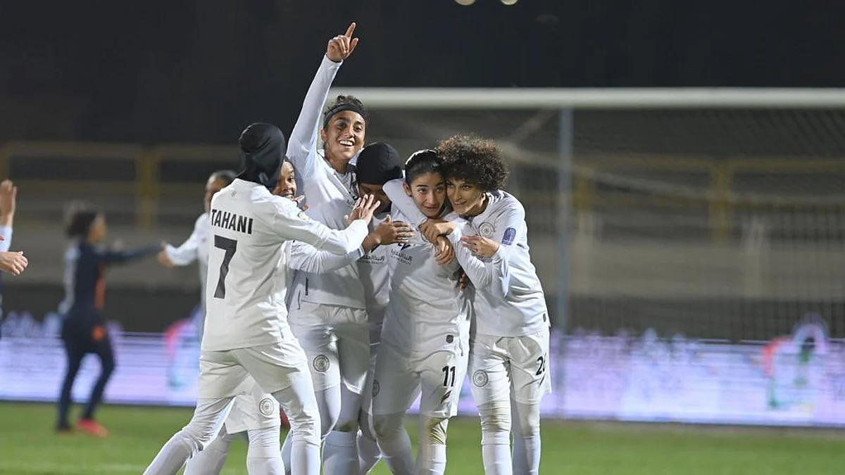 في الدوري السعودي للسيدات: فوز ثمين للشباب على شعلة الشرقية.. والأهلي واليمامة "سلبية"