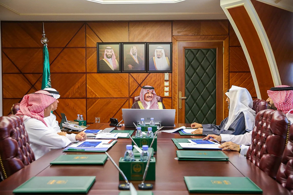 "أمير الشرقية" يبحث مع "الشبل" تطورات مشروعات المياه الجاري تنفيذها