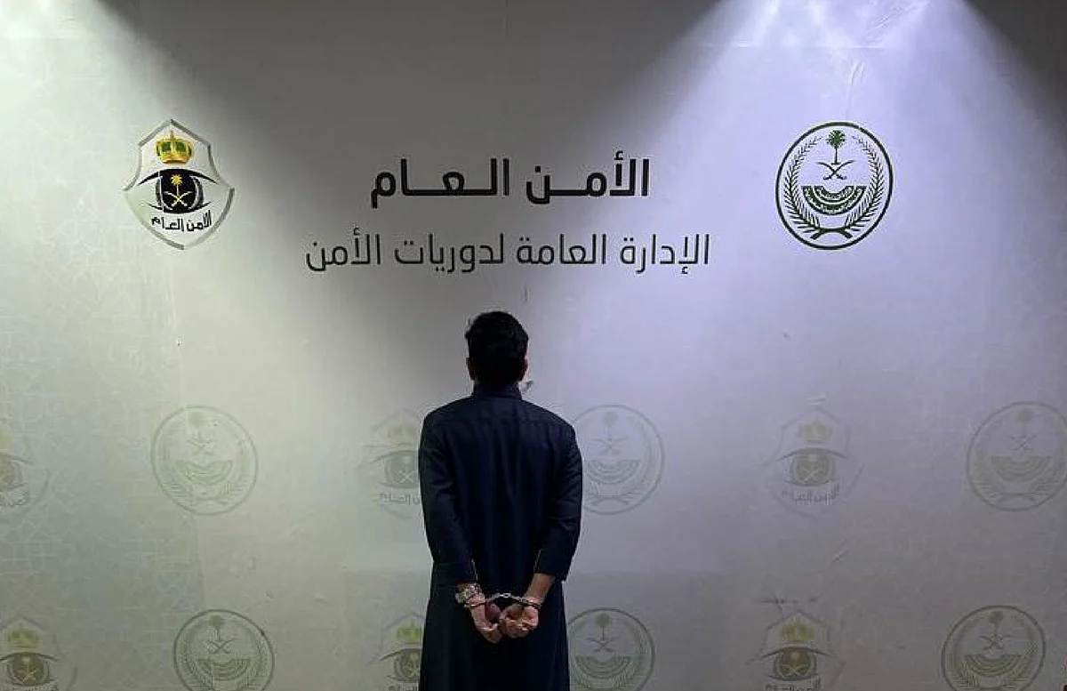 شخص قاد مركبة باتجاه معاكس للسير