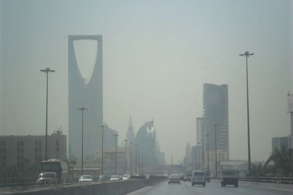 #مدرار.. "الحصيني": أجواء ضبابية تعيشها الرياض والأمطار تتباين بالمملكة