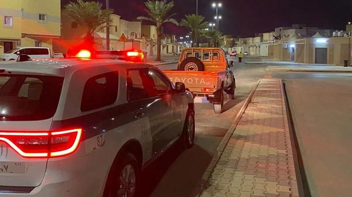 "مرور الرياض" يضبط قائد مركبة ظهر بمقطع وهو يرتكب مخالفات مرورية بالخرج