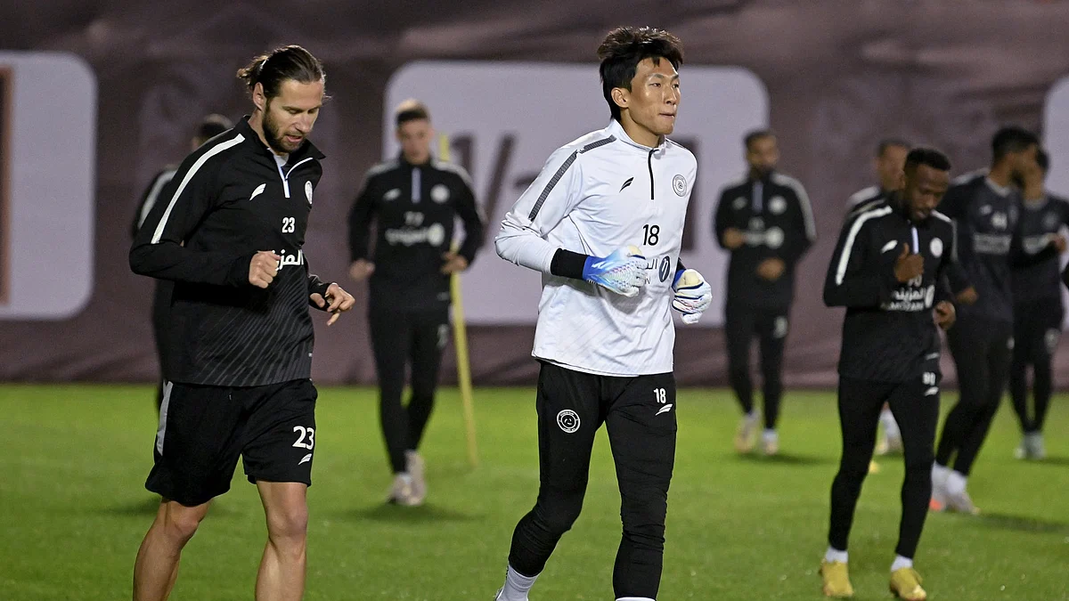 بعد خروجه من كأس الملك.. "الشباب" يفتح ملف مباراة "الفتح" دوريًا