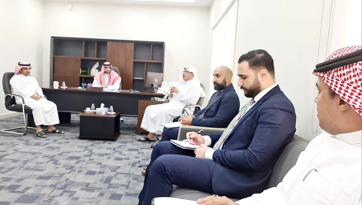 مدير "بيئة مكة" يلتقي فريق تطوير أعمال وخدمات الفروع بالمناطق