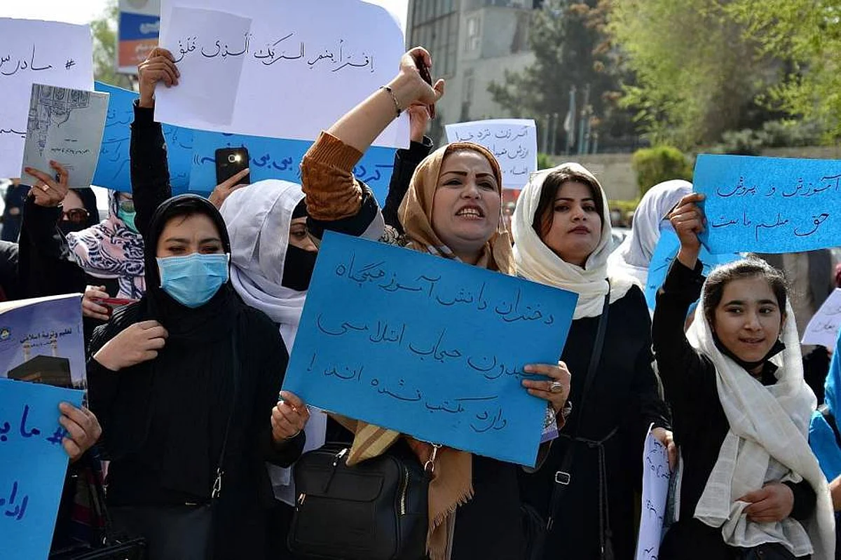 الأمم المتحدة تبحث منع "طالبان" النساء من العمل في المنظمات غير الحكومية