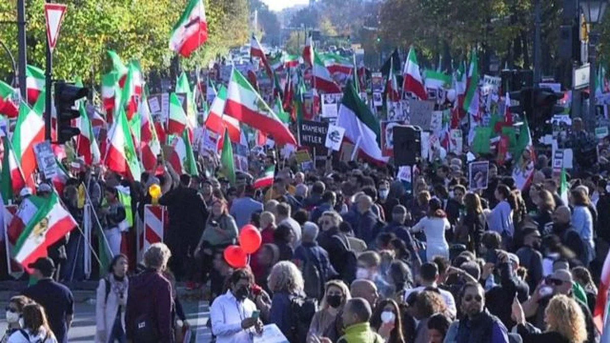 مظاهرة غرب إيران