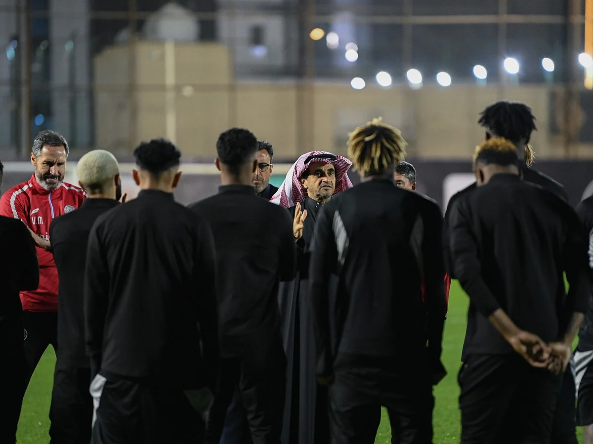 بحضور الرئيس.. الشباب يفتح ملف مواجهة الفتح "دوريًّا"