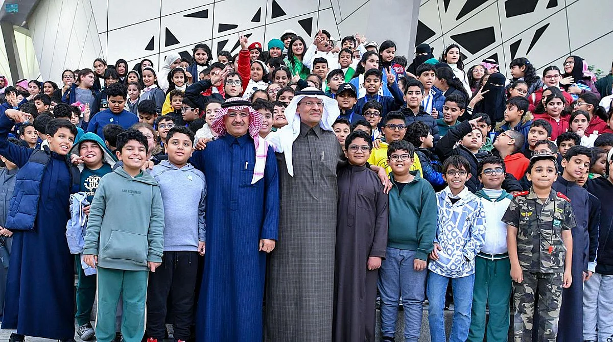 "عبدالعزيز بن سلمان" يرعى إطلاق "أطفال لتبقى" بحضور "البنيان"