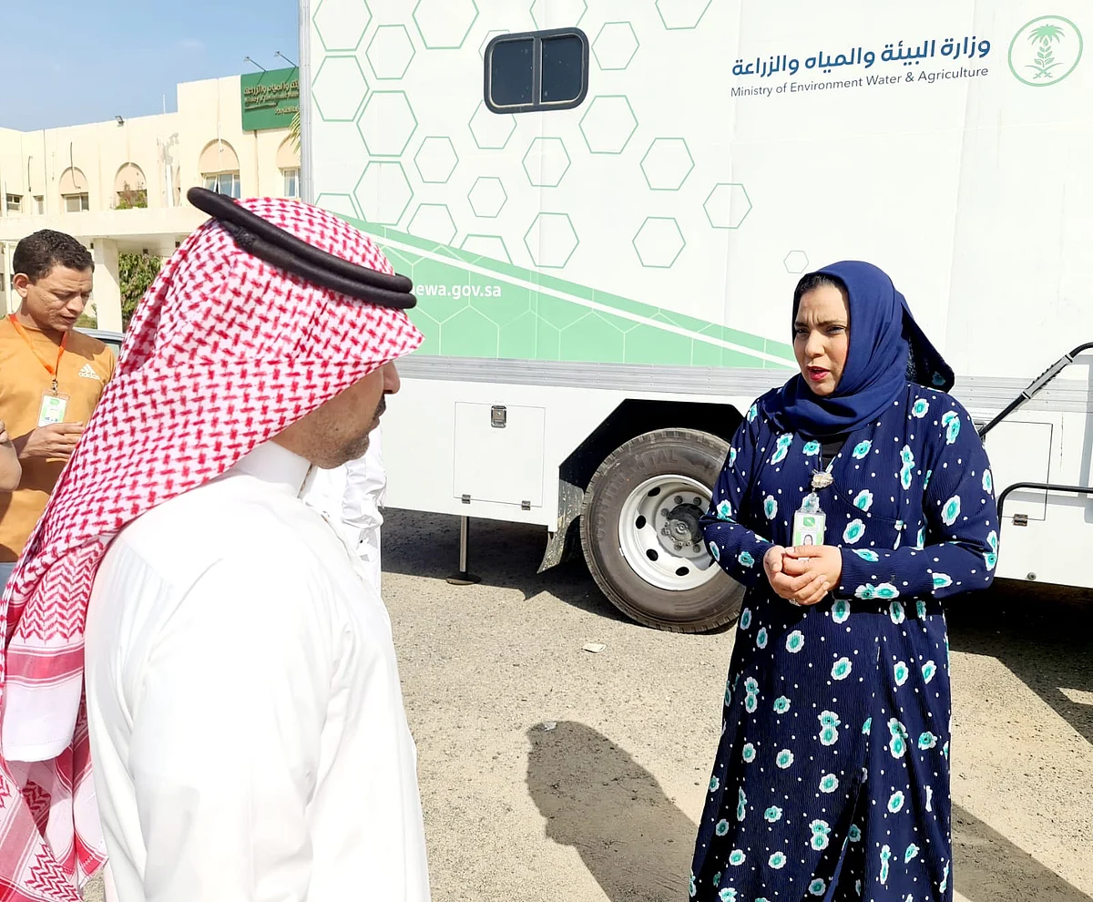 رولا كتبي: عيادات متنقلة للكشف المبكر عن أمراض نحل العسل