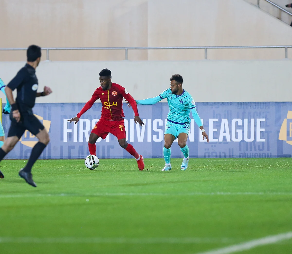 في الجولة 16 من " دوري يلو".. الأهلي يتعثر بالتعادل أمام القادسية