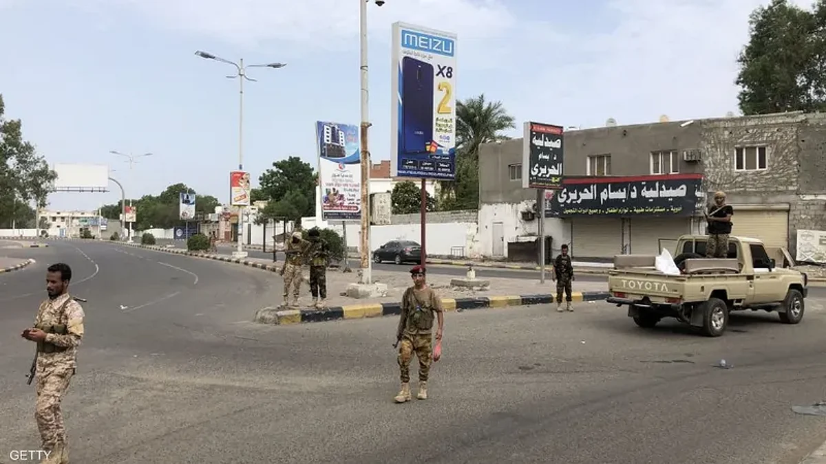 قتلى وجرحى بين قوات الأمن اليمنية في انفجارَيْن بمحافظة أبين