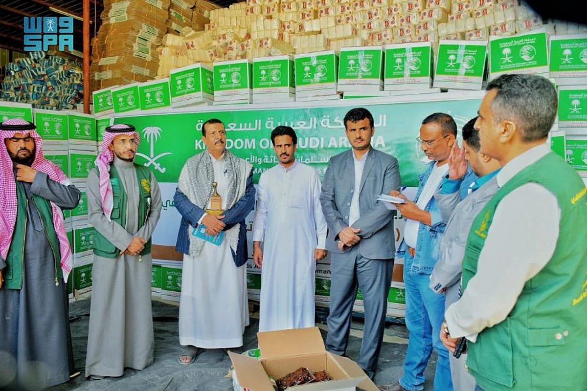 "إغاثي" الملك يُدشّن مشروع توزيع 16 ألف سلة غذائية في مأرب